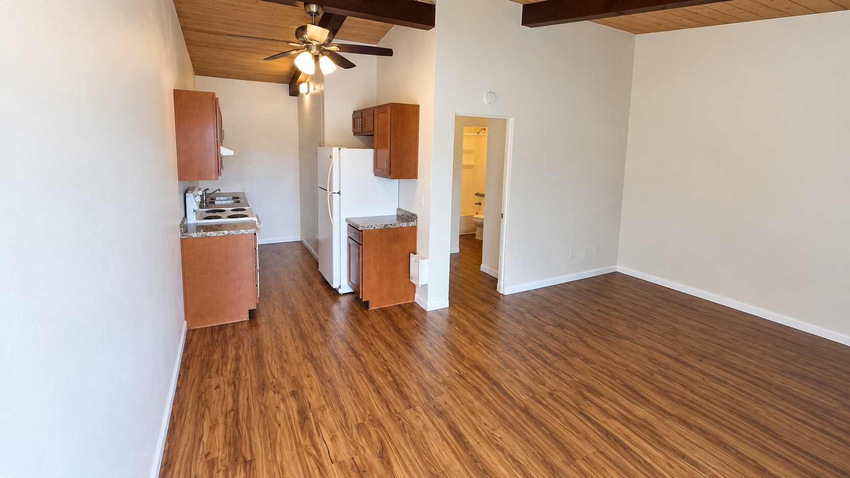5063 CLAIREMONT MESA BLVD