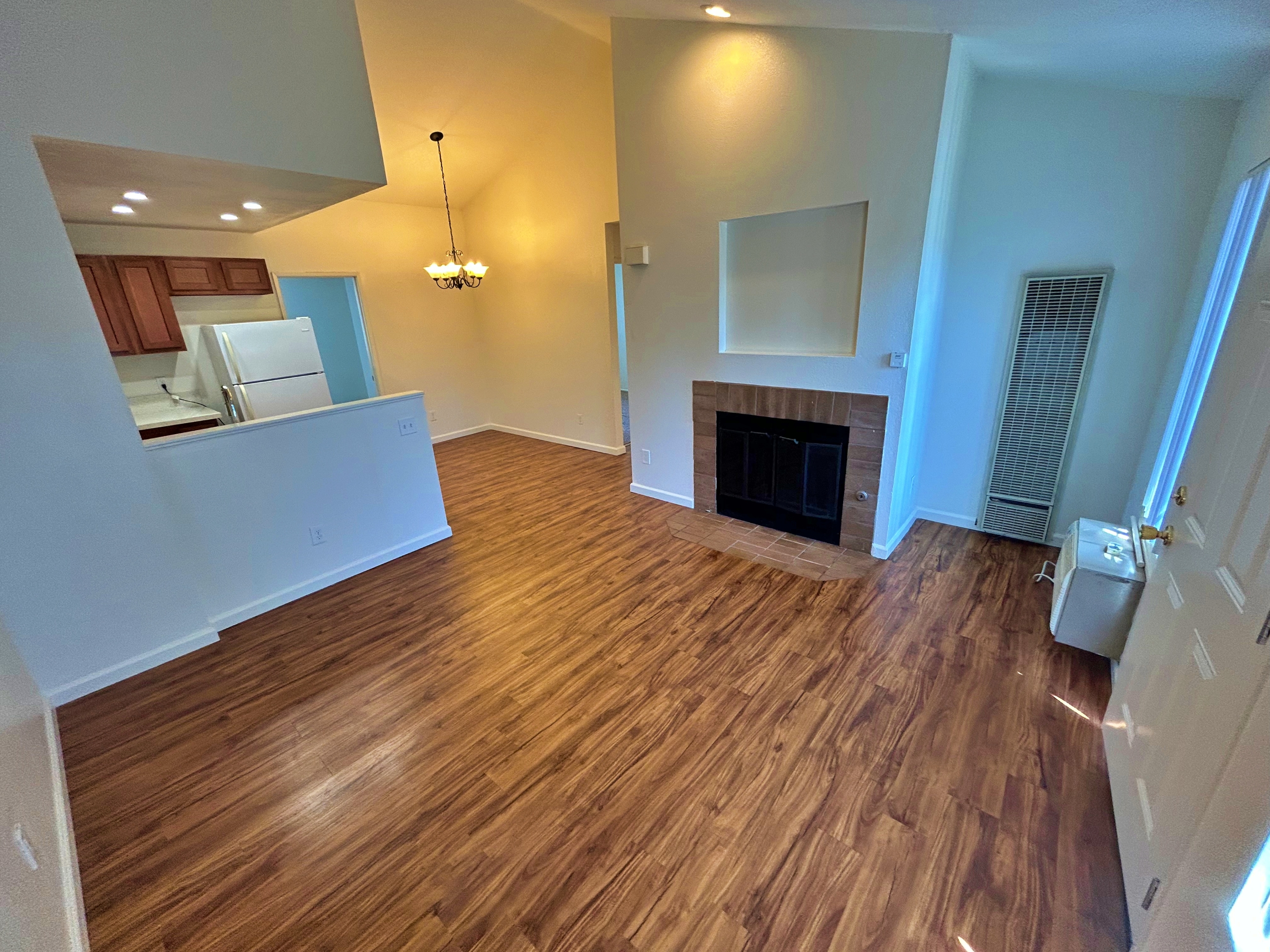 4135 IOWA ST